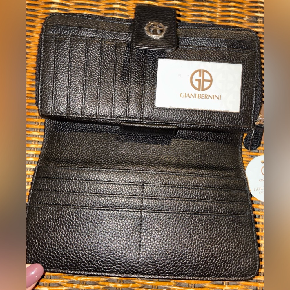 Giani Bernini Black Textured Wallet NWT